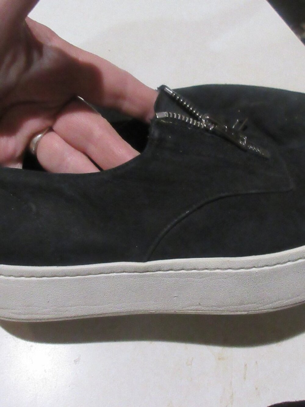 Vince Warner Zip-Front Platform Sneaker black 37 7
